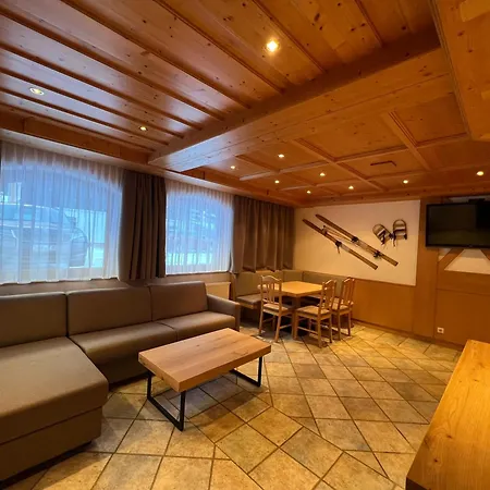 Hotel Sturpen 3*
